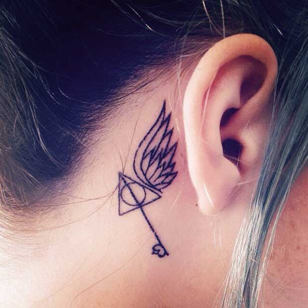 ก่อกวน Potter Behind the Ear Tattoo