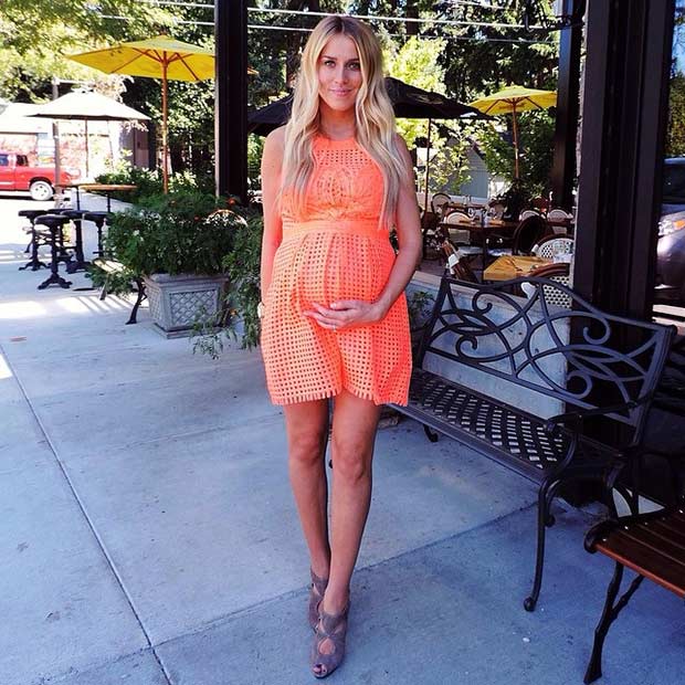 Bright Pregnancy Dress for Summer Outfit