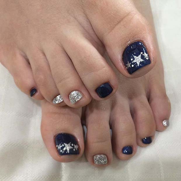 haditengerészet Blue and Silver Star Toe Nail Design
