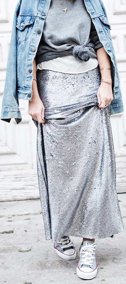 Srebrna Sequin Maxi Skirt Casual Outfit