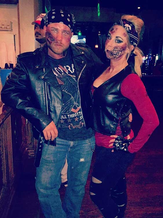 ซอมบี้ Biker Couple Halloween Costume Idea