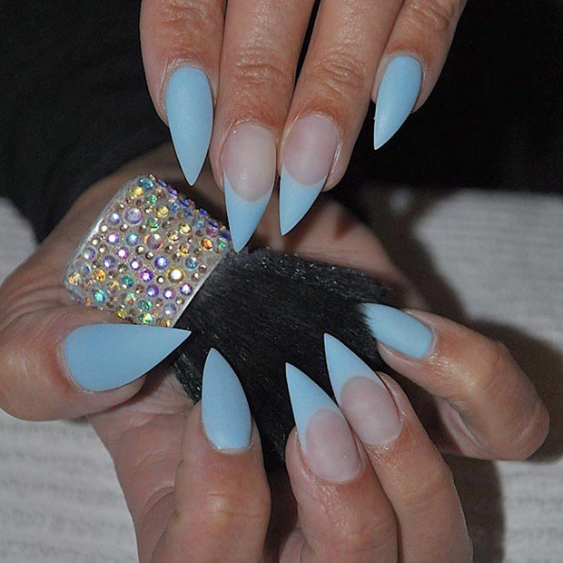 Мат Baby Blue Stiletto Nails