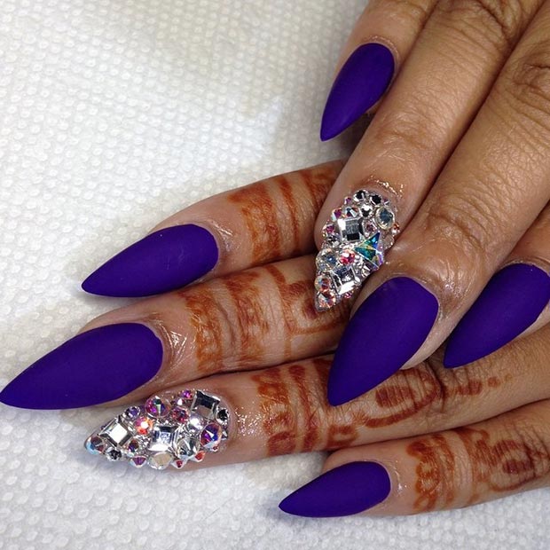 דָהוּי Purple Rhinestones Stiletto Nail Design