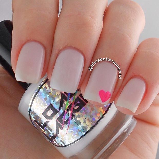 Neon Heart Accent Nail 
