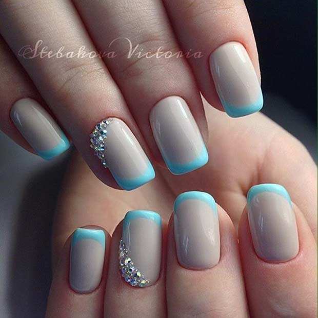 Fény Blue French Tip Nails