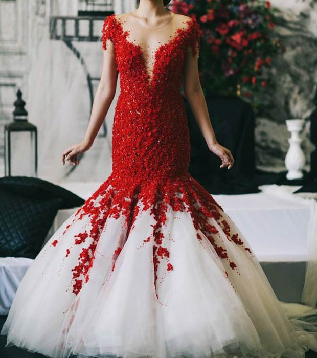 लाल and White Mermaid Wedding Dress