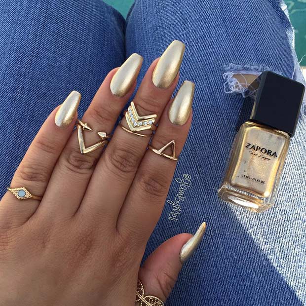 Basit Gold Metallic Nails for New Year's Eve