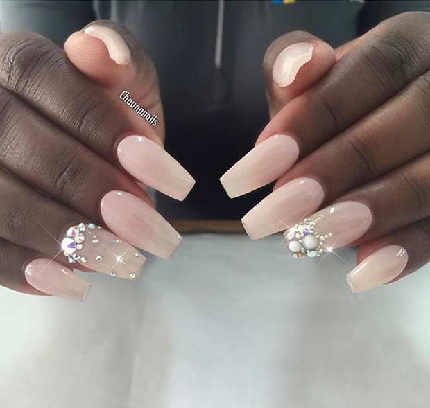 नंगा Pink Coffin Nails with Rhinestones