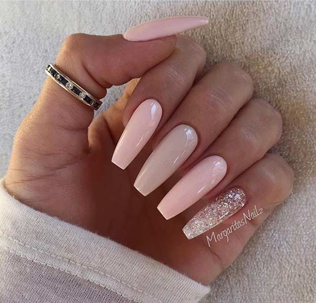 Lång Pink and Neutral Coffin Nails