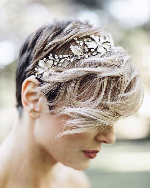 Düğün Pixie Hairstyle with Headband
