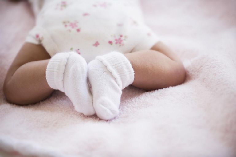 बेबी कपड़े के 4 प्रकार जो पैसे की बर्बादी हैं