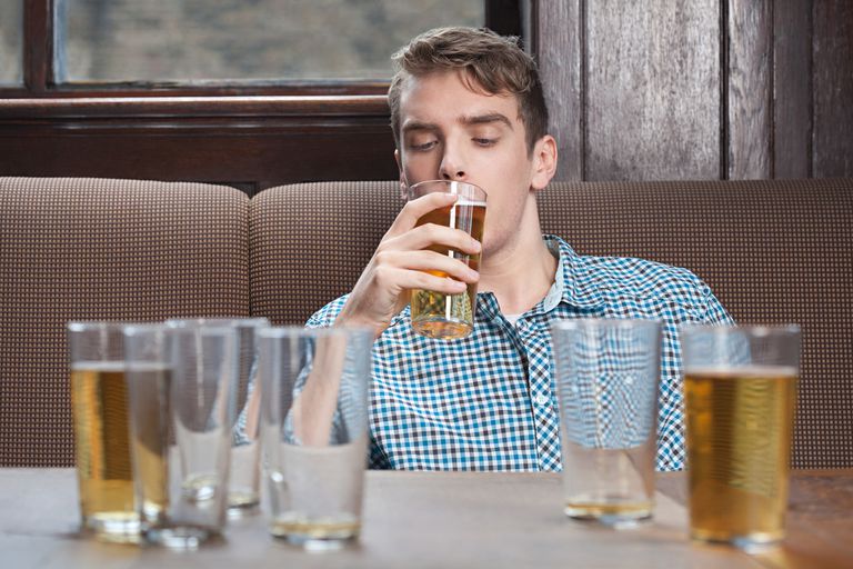 5 מפתח סימנים שאתה היכרויות אלכוהולי