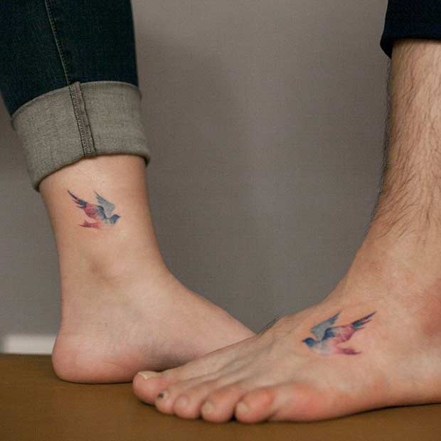 Par Watercolor Swallow Foot Tattoos