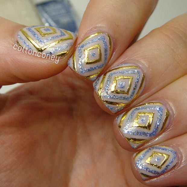 Guld and Silver Glitter Nail Design for Short Nails