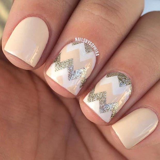 Гола and Gold Nail Design