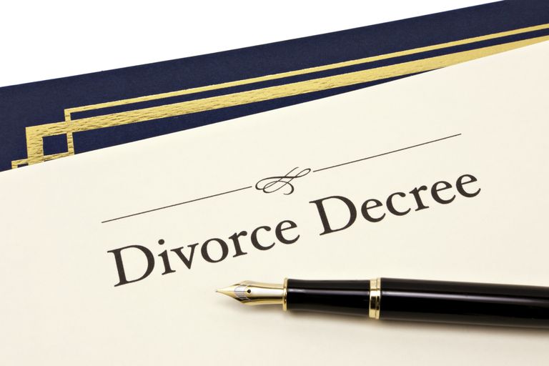 Válás-Decree.jpg
