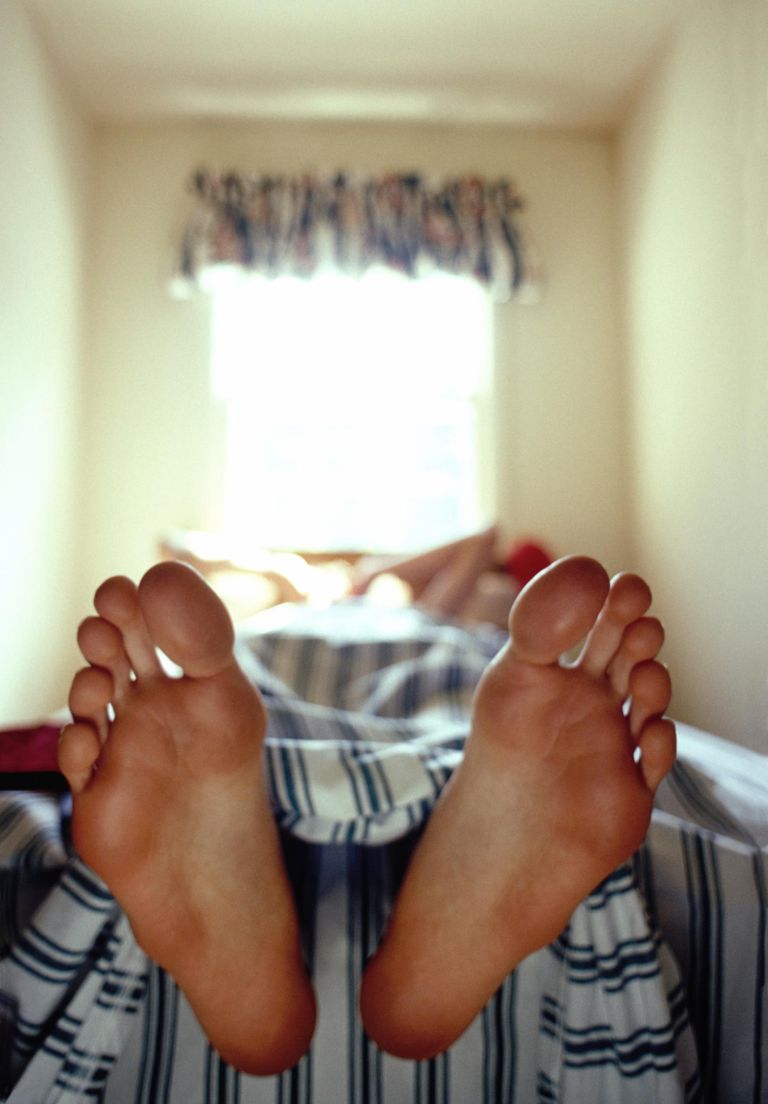 9 tips för stilig Camouflaging Stora fötter