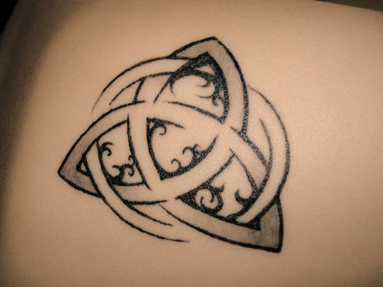 Vodnik za paganski in Wiccan simbolizem v tetovažah