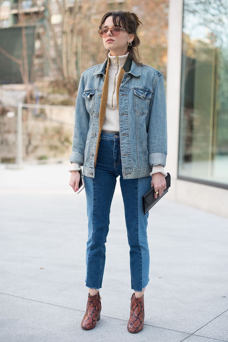 רְחוֹב style in jeans and a denim jacket