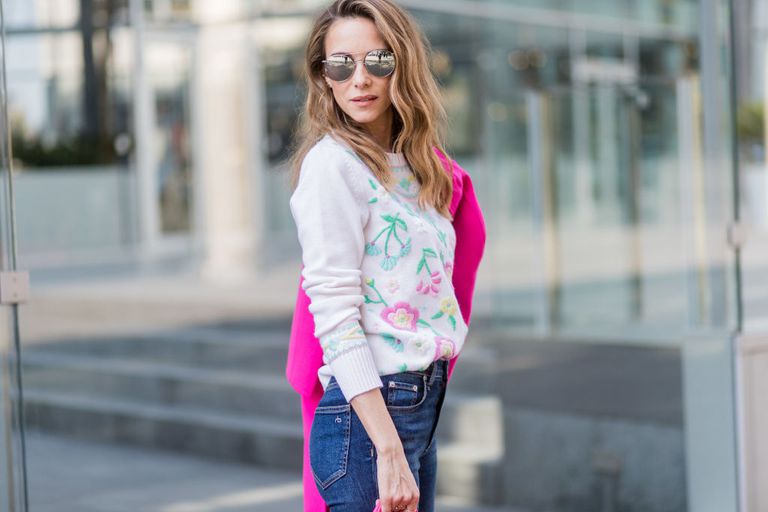 Ulica style in jeans and a sweater