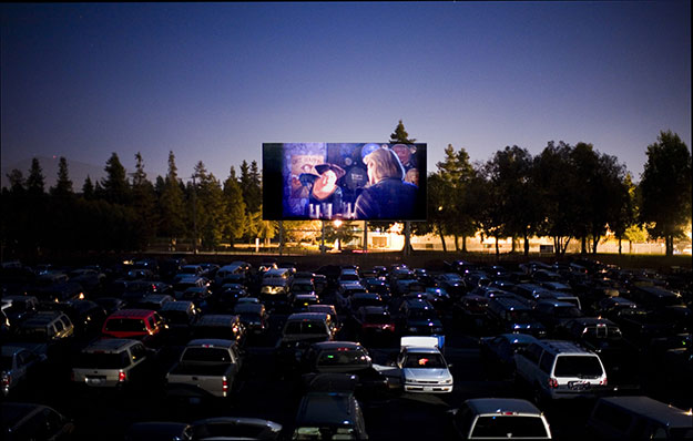 Drive-In-Couple-Movie