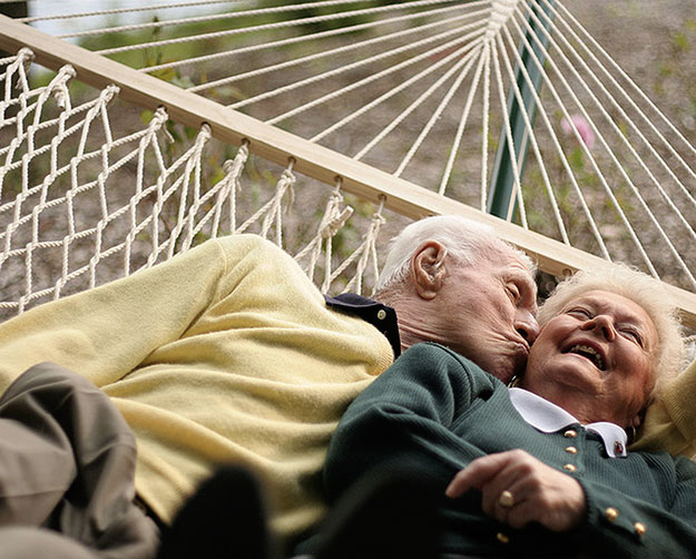 Old-Couple-In-Love
