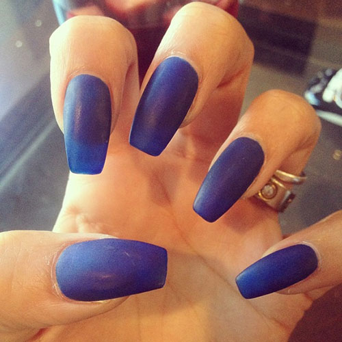 Дарк Blue Matte Coffin Nails