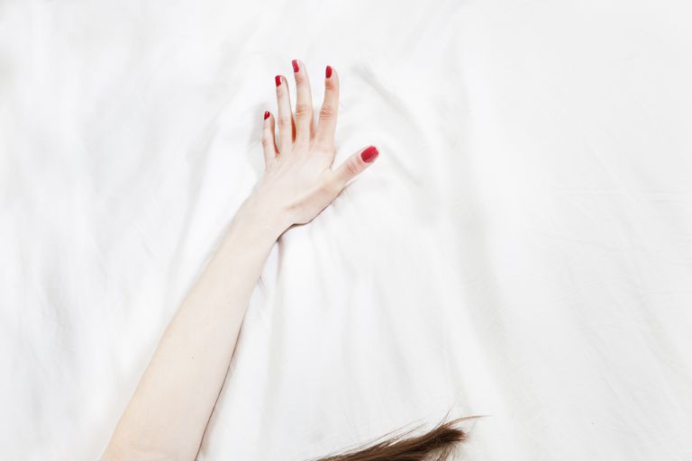 Lăsați-vă degetele să vorbească: 15 sfaturi pentru a da o femeie o mânuță
