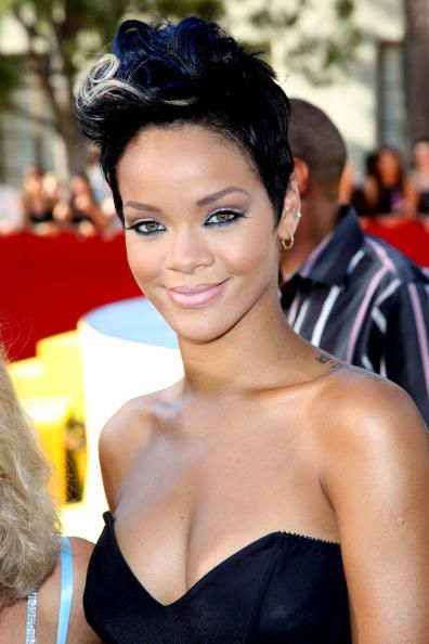Rihanna with swirls