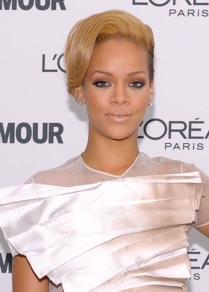 Rihanna with two-tone hair