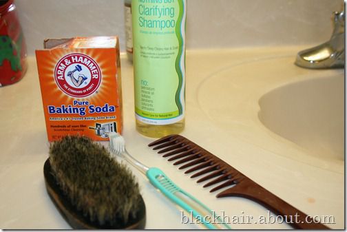 ניקוי combs and brushes