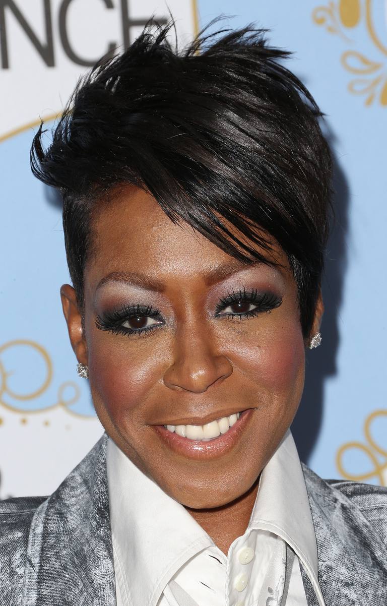 लघु बाल कटवाने: काले महिलाओं के लिए सर्वश्रेष्ठ एडी शैलियाँ