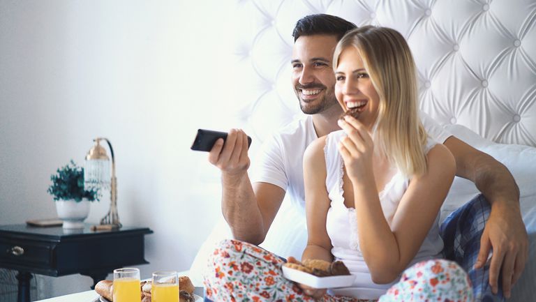 Borde gifta par ha en tv i sovrummet?