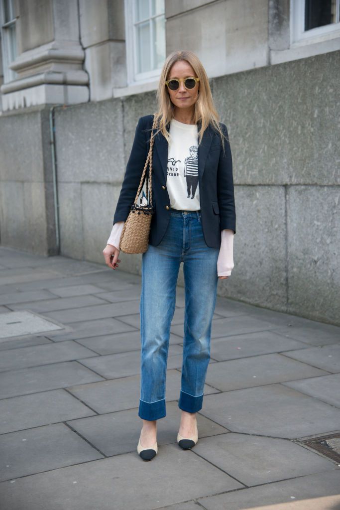 ถนน style jeans and blazer
