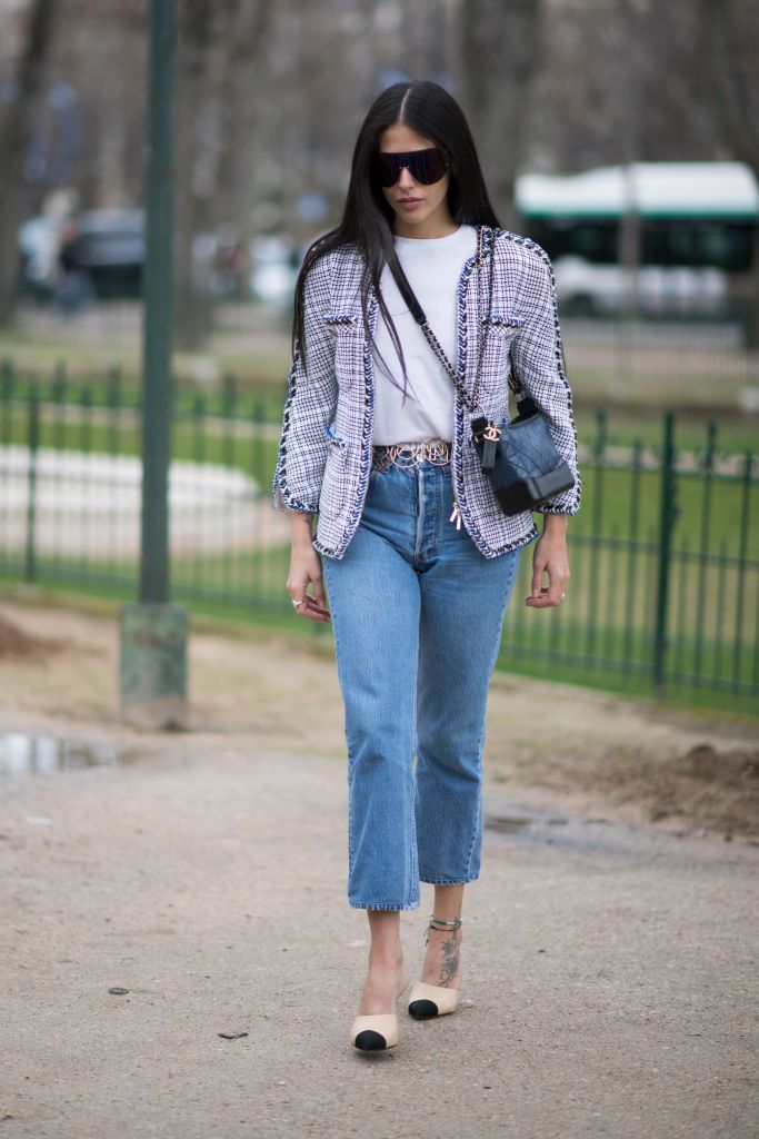 ถนน style tweed jacket and jeans