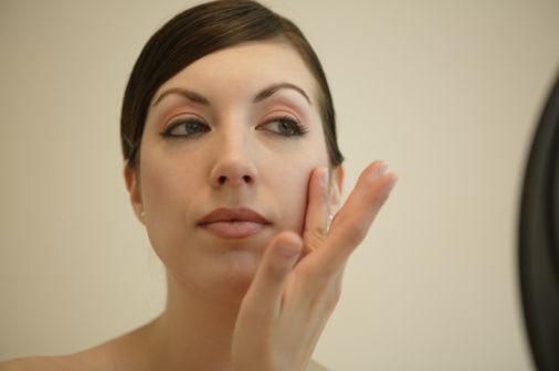 להשתמש Makeup Tools, Not Your Fingers