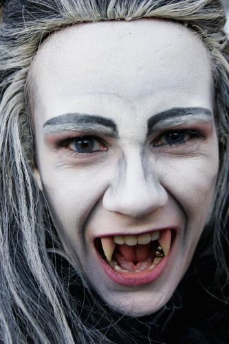 Vampir Makeup