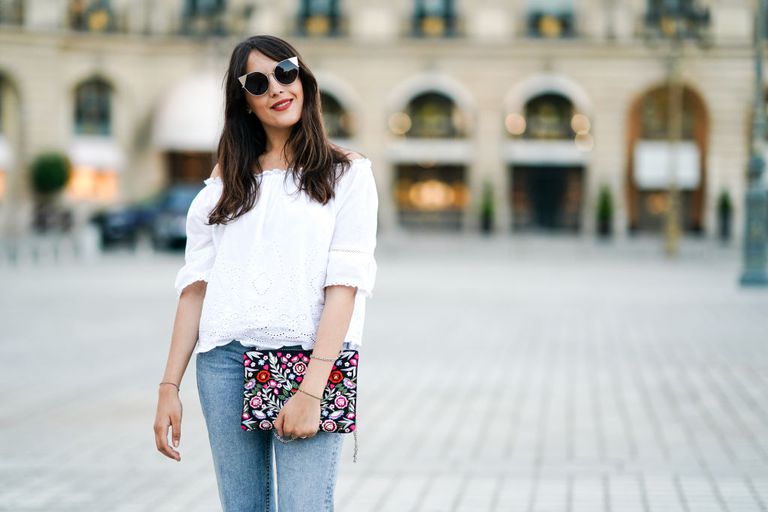 ה best jeans for short women - street style inspiration
